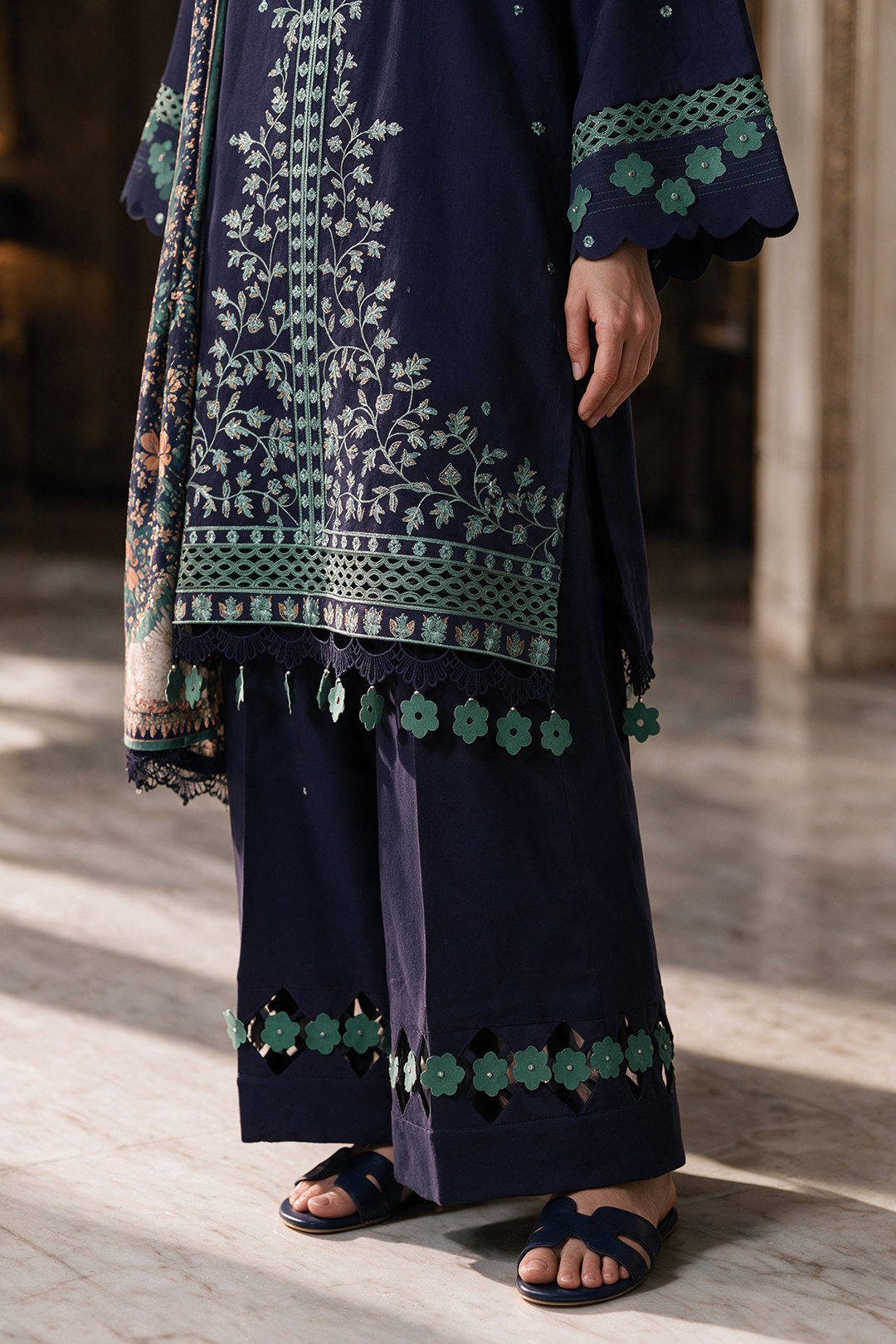 Embroidered Shirt Shalwar Dupatta - 0468