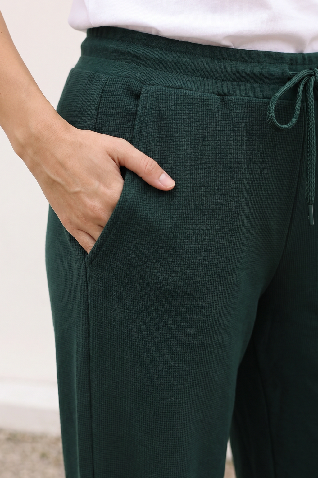 Bottom - 1025