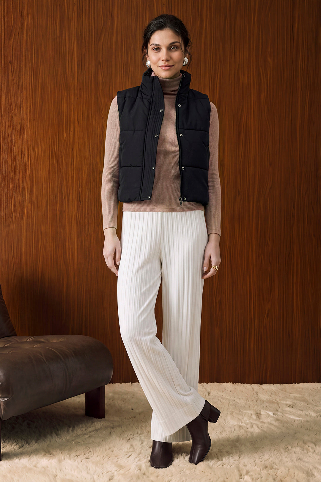 Cropped Quilted Puffer Vest - 1100