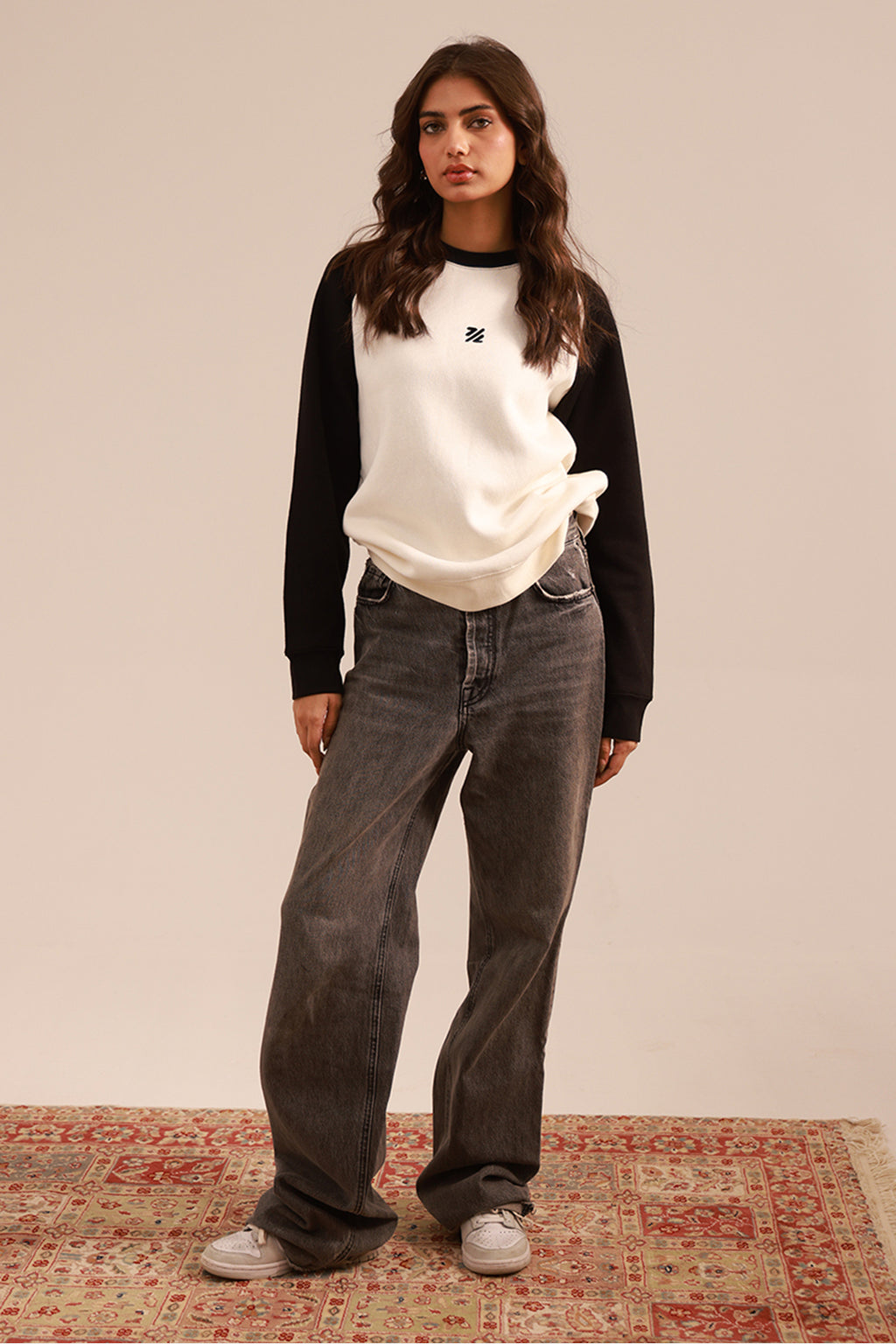 Graphic Sweat Shirts - 4007