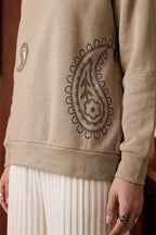 Relaxed fit Embroidered Sweatshirt - 1106