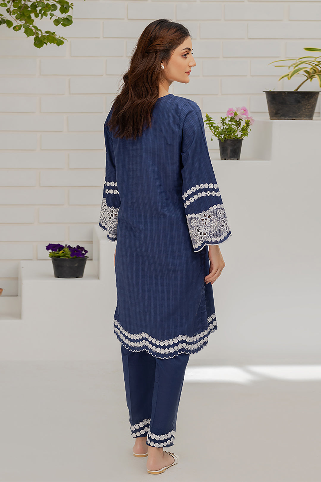 Embroidered Kurta Trouser - 1253