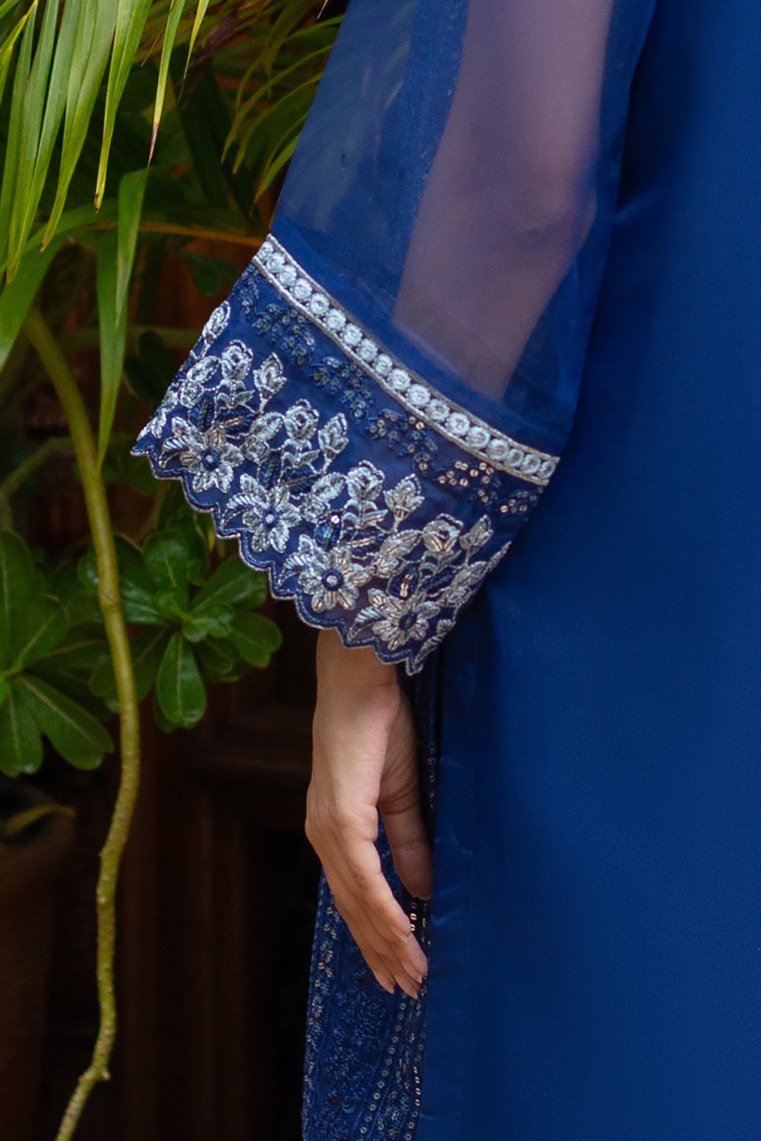 Embroidered Kurta Trouser - 3236
