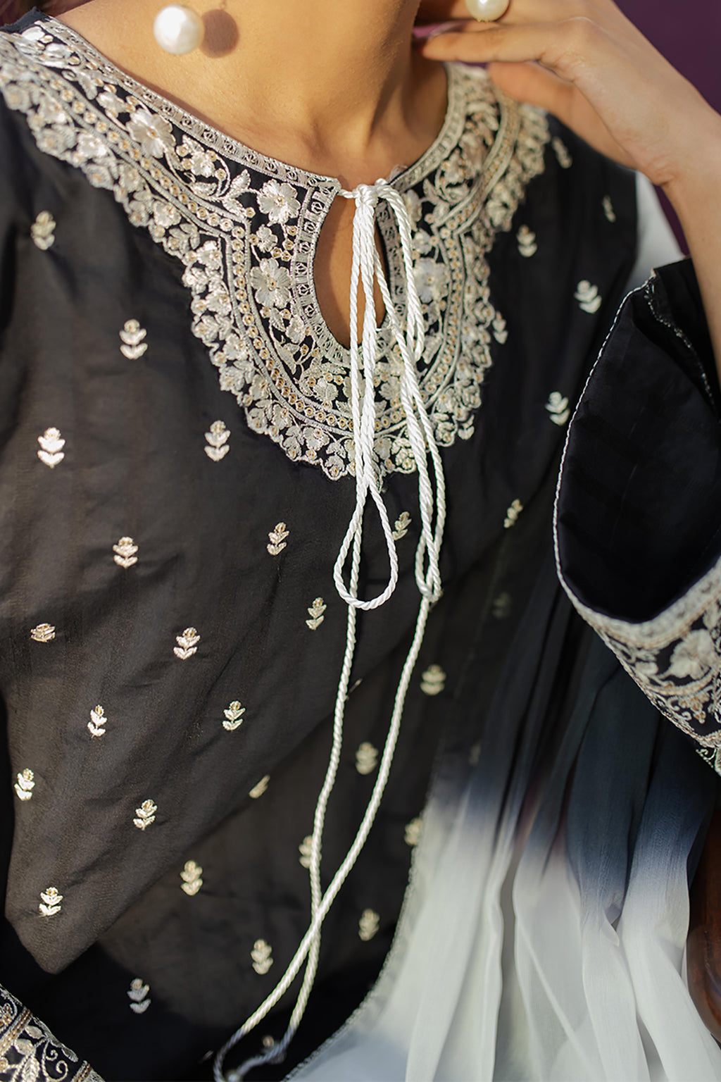 Embroidered Kurta Dupatta Trouser - 3268