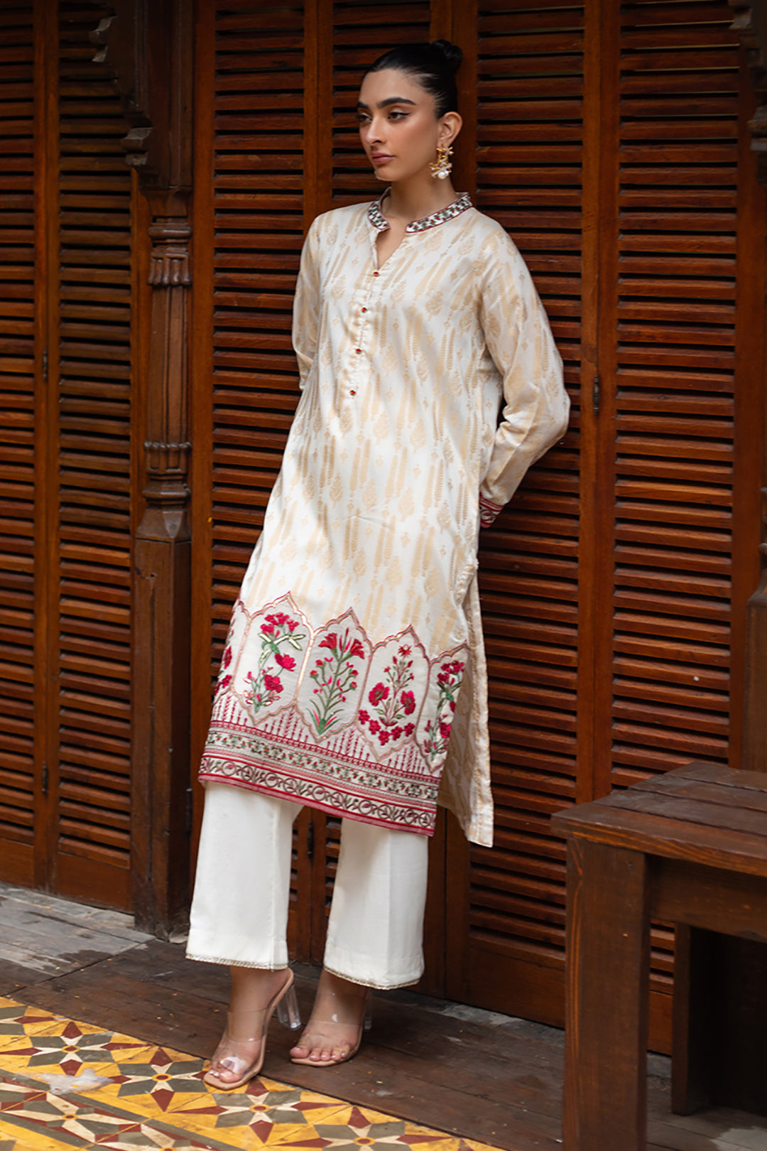 Embroidered Kurta Trouser - 3270