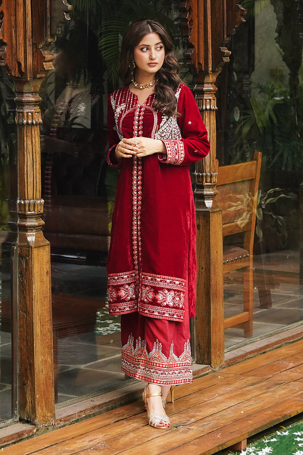 Embroidered Kurta Trouser - 3275