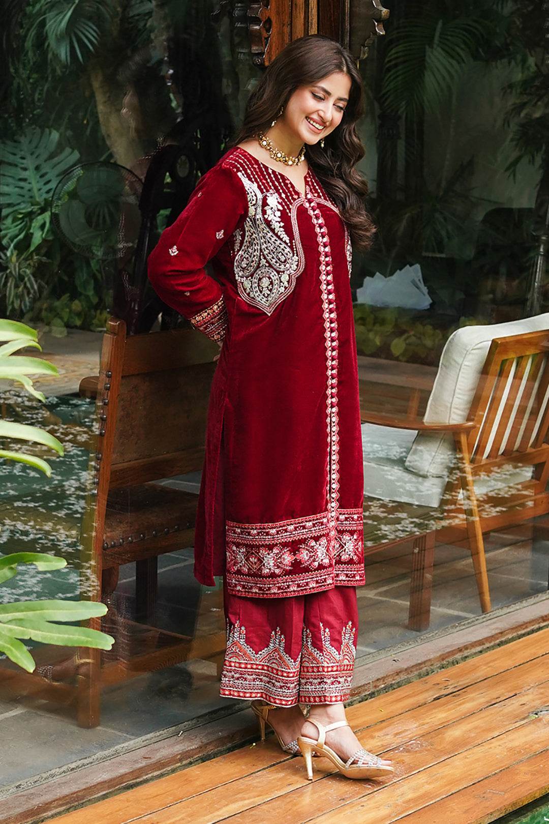 Embroidered Kurta Trouser - 3275