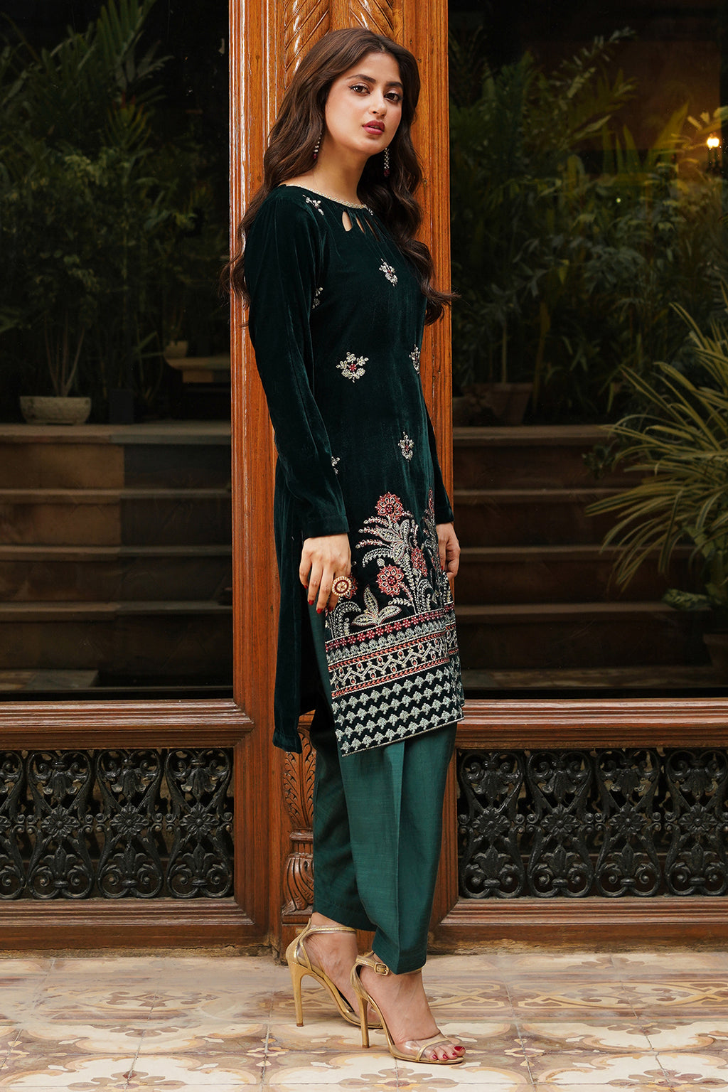 Embroidered Kurta Dupatta Trouser - 3283