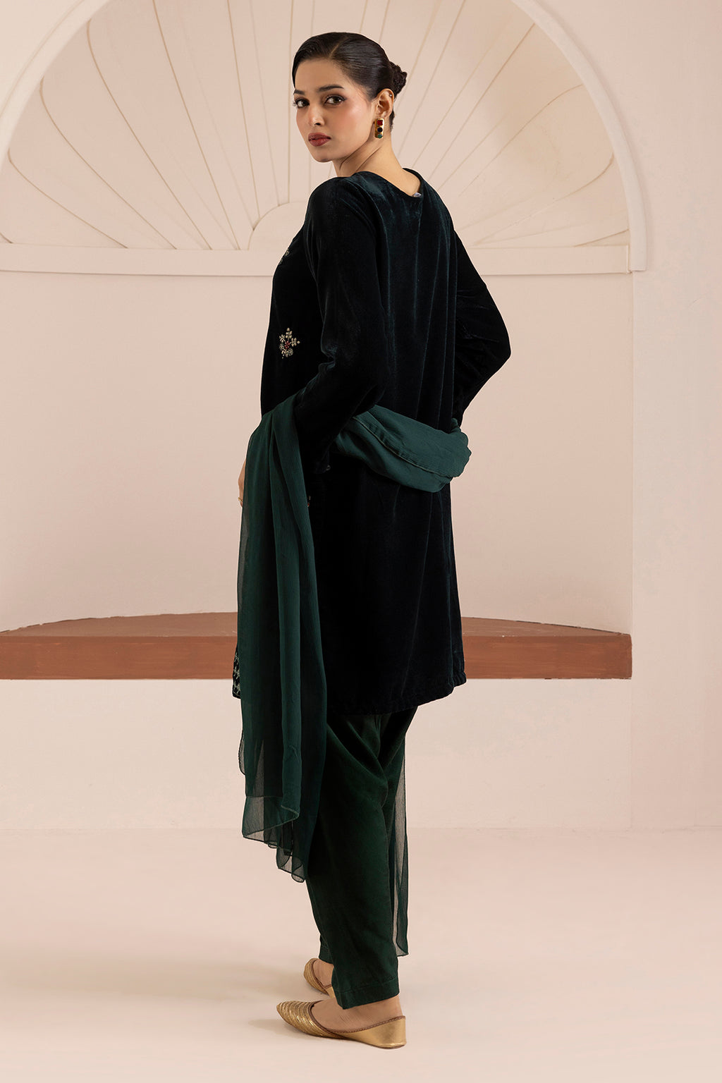 Embroidered Kurta Dupatta Trouser - 3283