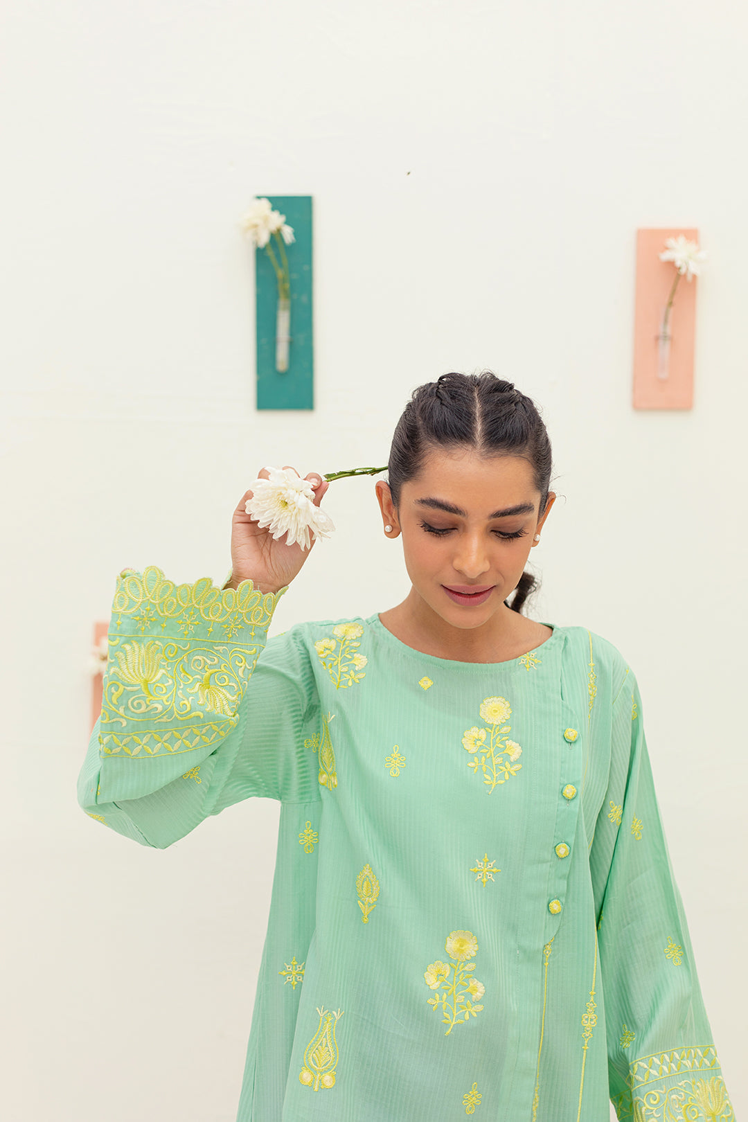 Embroidered Kurta - 3238