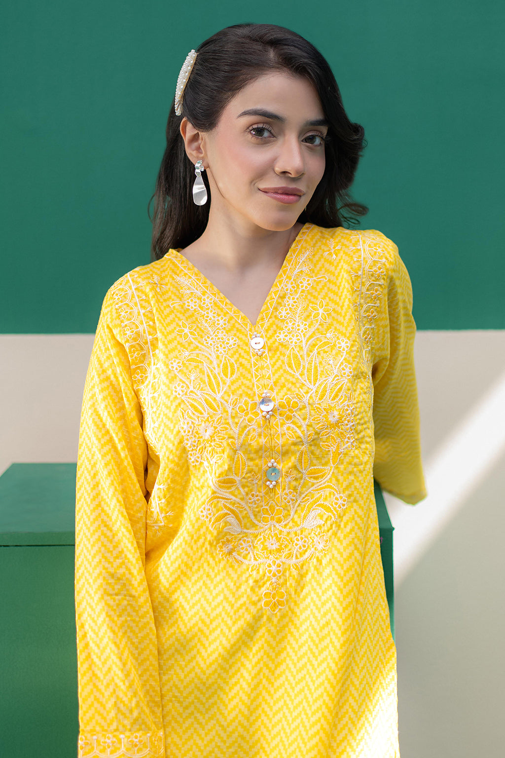 Embroidered Kurta - 2895