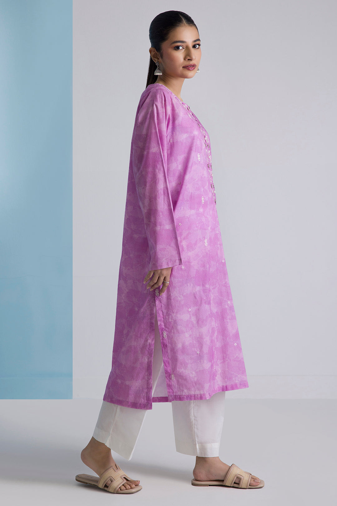 Embroidered Kurta - 2119
