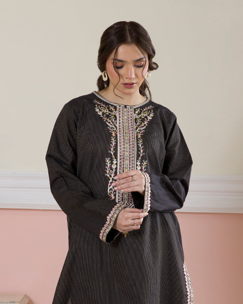 Essential Summer Embroidered 2 pc
