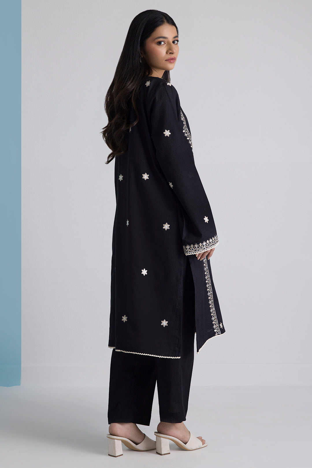 Embroidered Kurta Trouser - 1980