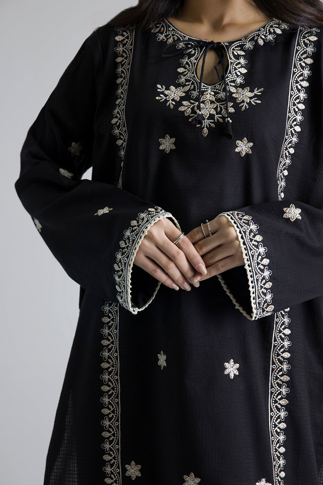 Embroidered Kurta Trouser - 1980
