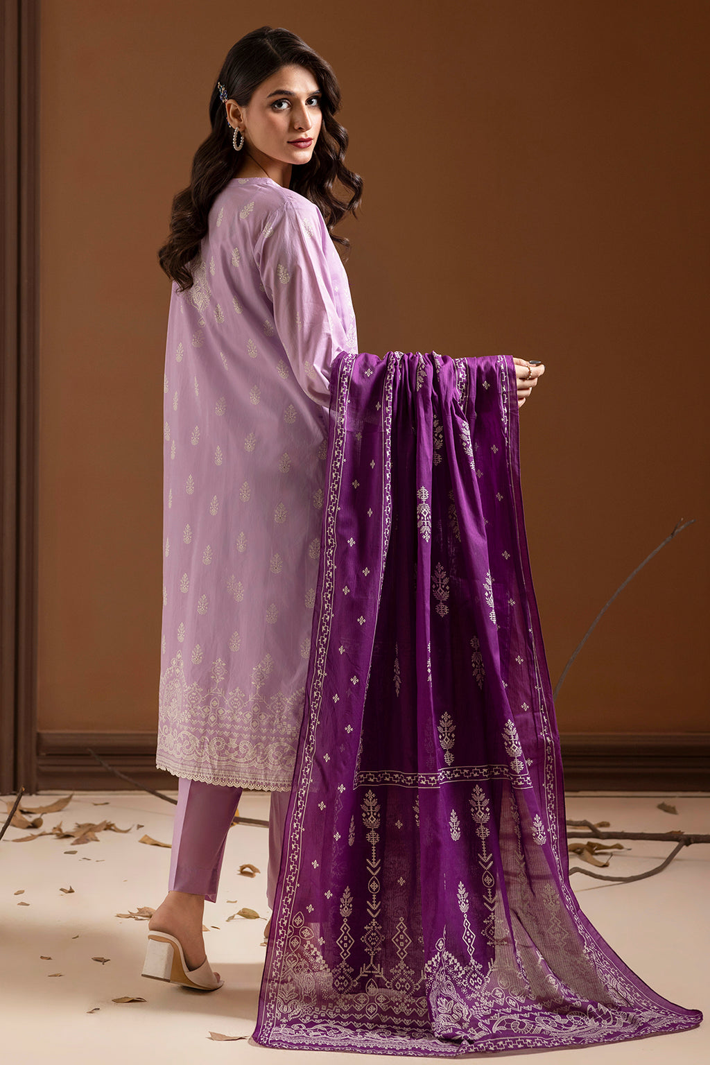 Kurta Dupatta Trouser - 1981